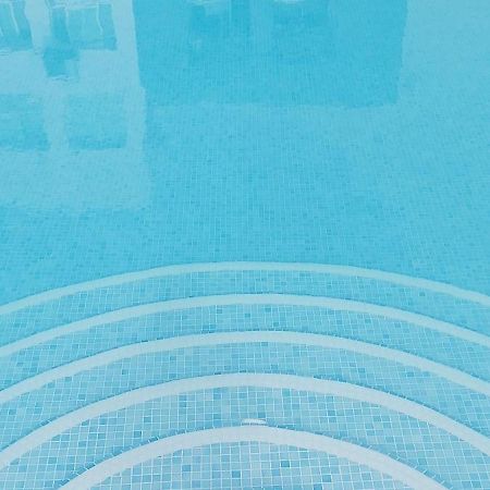 Deluxe Apartment In Albufeira Old Town, 200M Walk To Beach, Pool Parking Luaran gambar