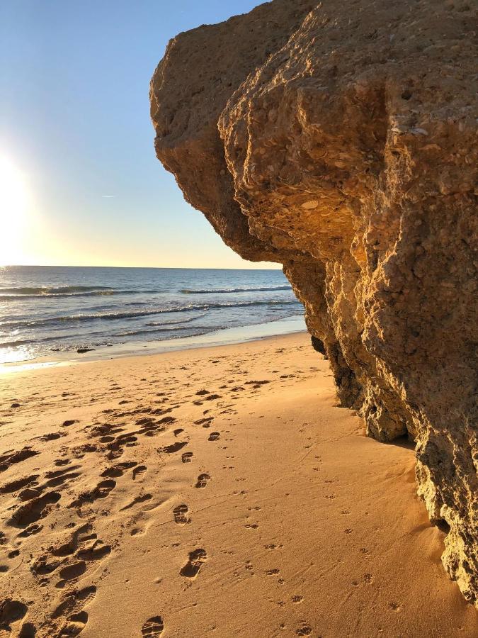 Deluxe Apartment In Albufeira Old Town, 200M Walk To Beach, Pool Parking Luaran gambar